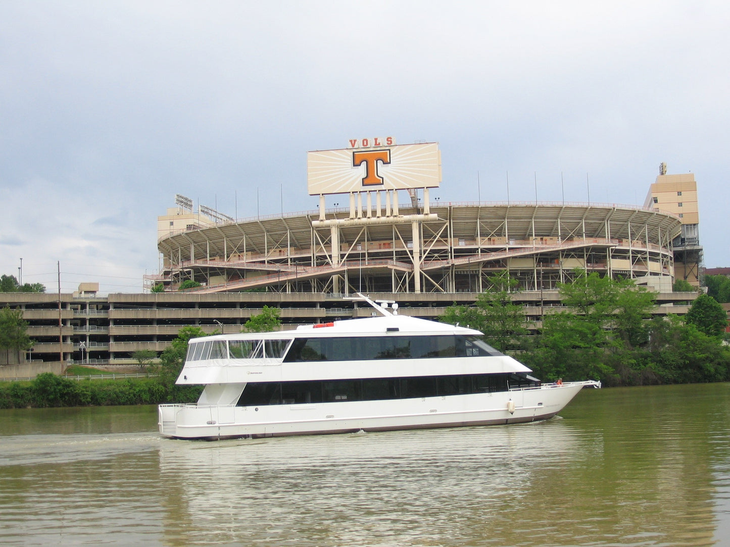 Sunset Dinner Cruise and Sightseeing Tour